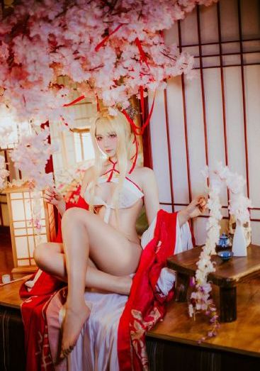 女教师的日记2_超清日韩免费观看